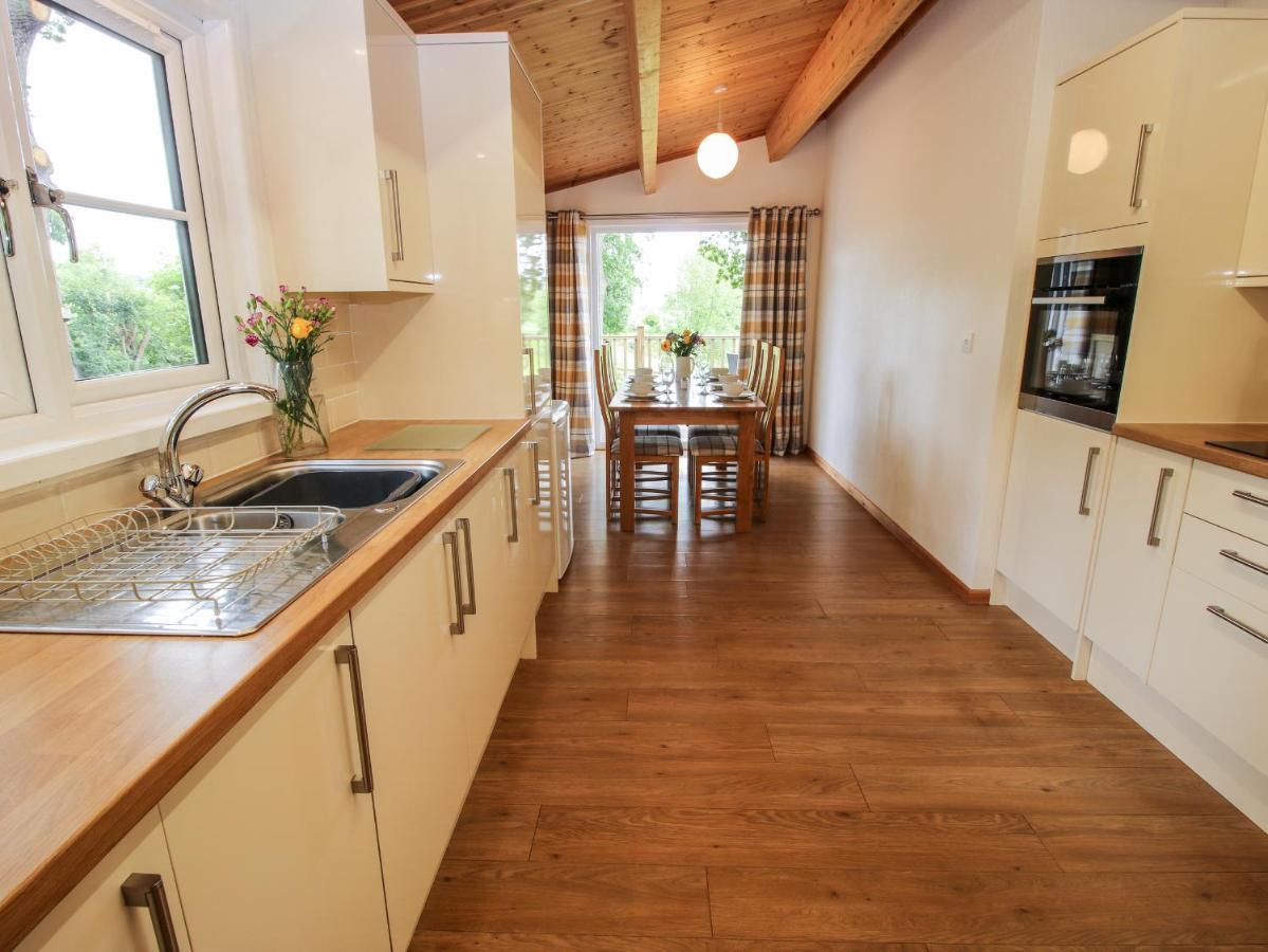 The Log Cabin Tenbury Exterior foto